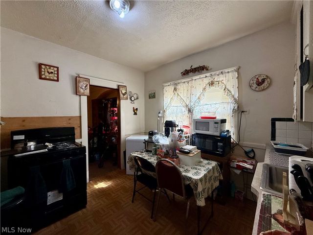 412 E 146th Street, Cleveland, OH 44110