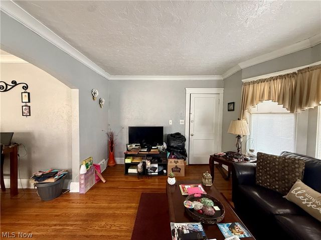 412 E 146th Street, Cleveland, OH 44110