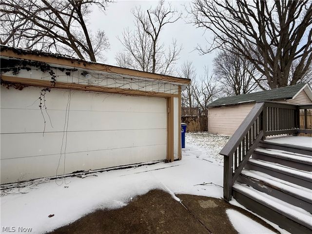 412 E 146th Street, Cleveland, OH 44110