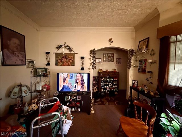 412 E 146th Street, Cleveland, OH 44110