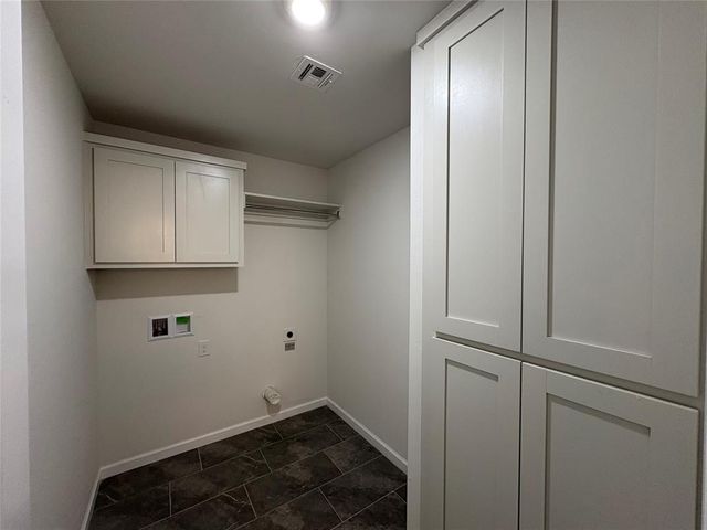 8617 NW 76th Street, Oklahoma City, OK 73132