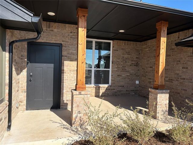 8617 NW 76th Street, Oklahoma City, OK 73132