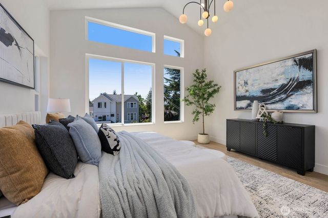 726 N 89th Street, Seattle, WA 98103