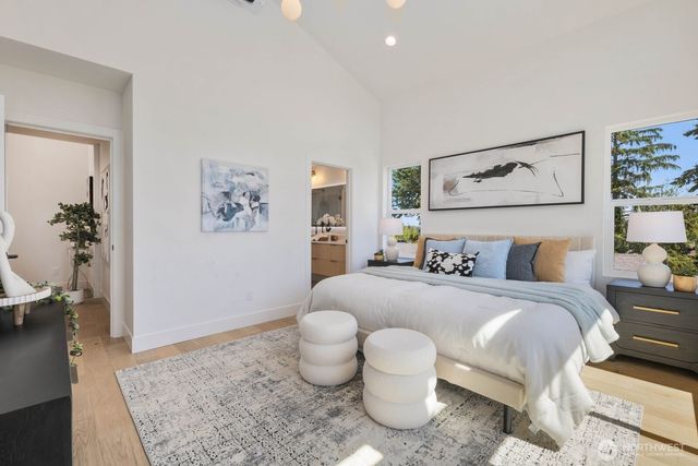 726 N 89th Street, Seattle, WA 98103