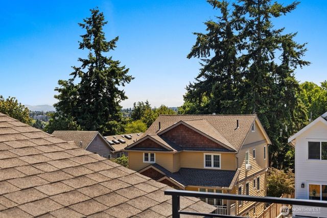 726 N 89th Street, Seattle, WA 98103