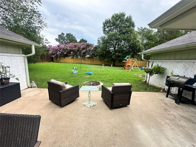 7245 Wendy Drive, Paris, TX 75462