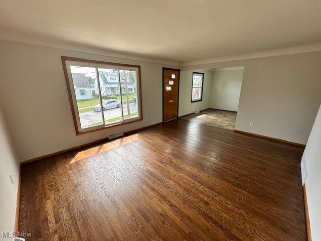 4932 E 93rd Street, Garfield Heights, OH 44125