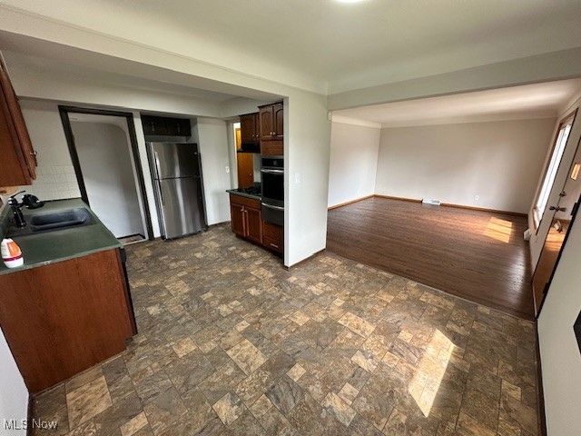 4932 E 93rd Street, Garfield Heights, OH 44125