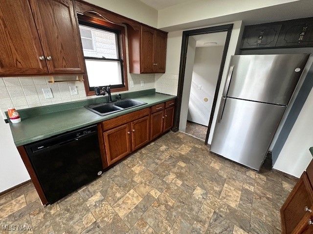 4932 E 93rd Street, Garfield Heights, OH 44125