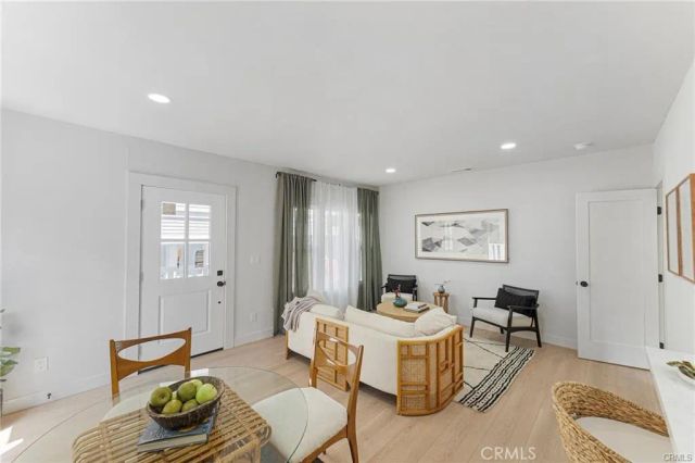 2626 Crestmoore 2, Los Angeles, CA 90065