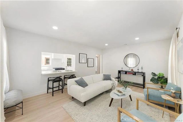2626 Crestmoore 2, Los Angeles, CA 90065