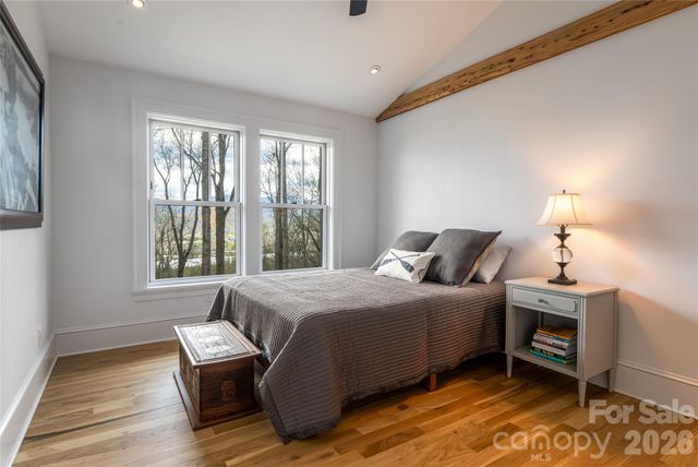 51 Summit Road, Swannanoa, NC 28778