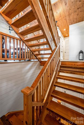 51 Summit Road, Swannanoa, NC 28778