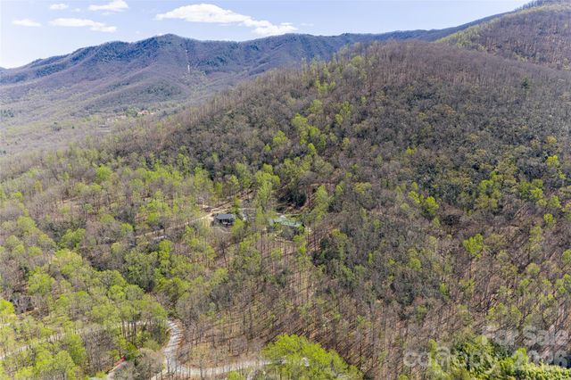 51 Summit Road, Swannanoa, NC 28778