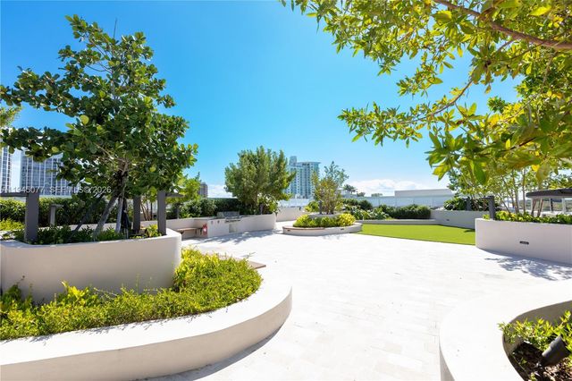 3034 Oak Avenue LPH4, Coconut Grove, FL 33133