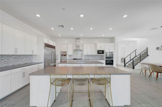 699 Glowing Horizon Street, Henderson, NV 89052