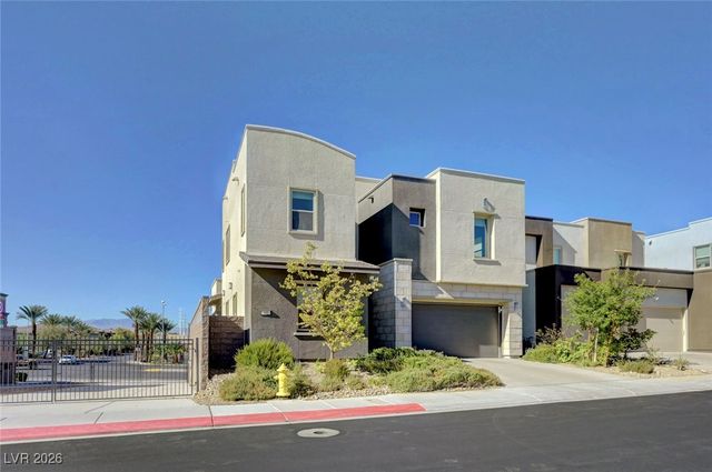 699 Glowing Horizon Street, Henderson, NV 89052