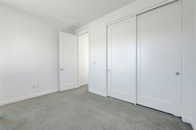 699 Glowing Horizon Street, Henderson, NV 89052