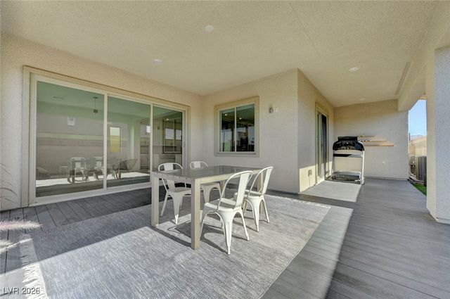 699 Glowing Horizon Street, Henderson, NV 89052