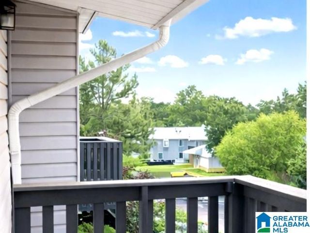 1303 WOODLAND VILLAGE, Homewood, AL 35216