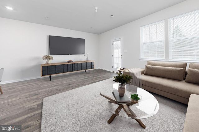 309 MAZZEO DR, Glassboro, NJ 08028