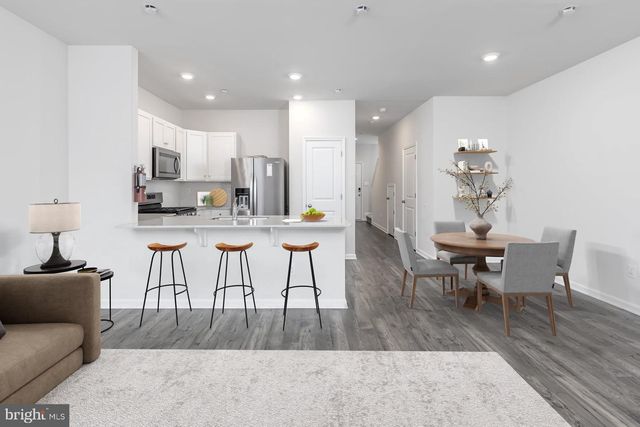 309 MAZZEO DR, Glassboro, NJ 08028