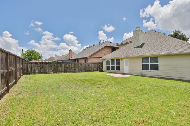 2522 Cardinal Elm Street, Fresno, TX 77545