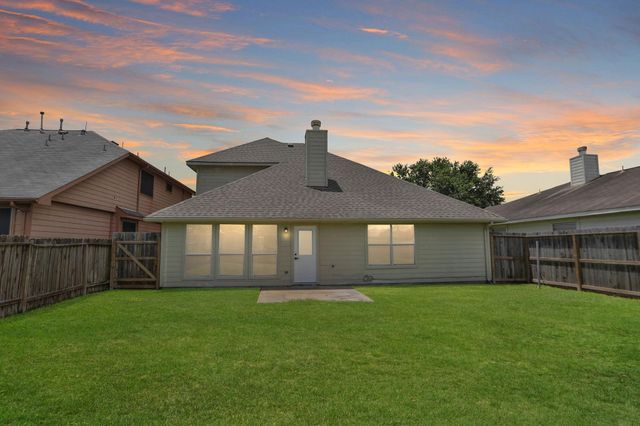 2522 Cardinal Elm Street, Fresno, TX 77545