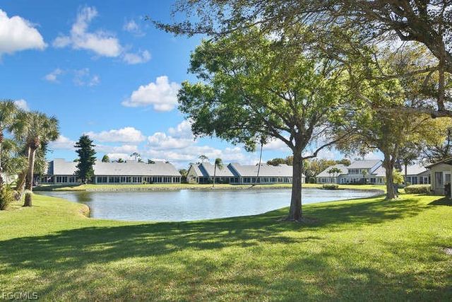 1401 McGregor Park CIR, Fort Myers, FL 33908