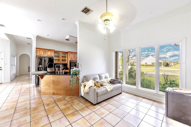 111 Thetford Drive, Houma, LA 70360