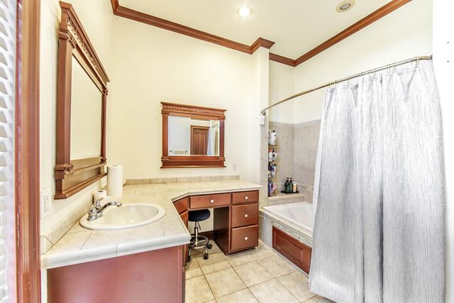 111 Thetford Drive, Houma, LA 70360