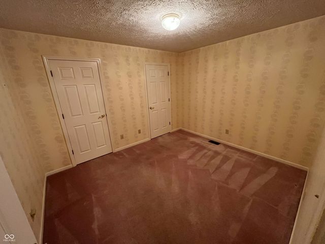 215 Andrews Boulevard East Drive, Plainfield, IN 46168