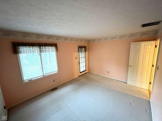 215 Andrews Boulevard East Drive, Plainfield, IN 46168