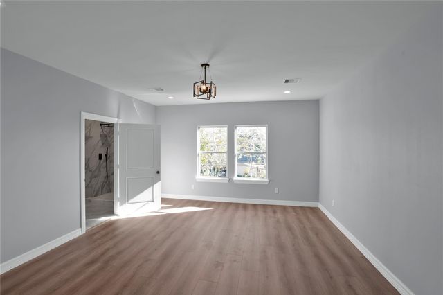 1715 Valley View Drive, La Porte, TX 77571