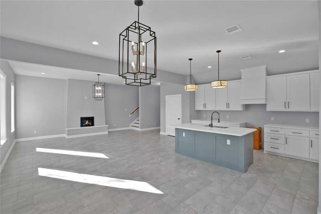 1715 Valley View Drive, La Porte, TX 77571