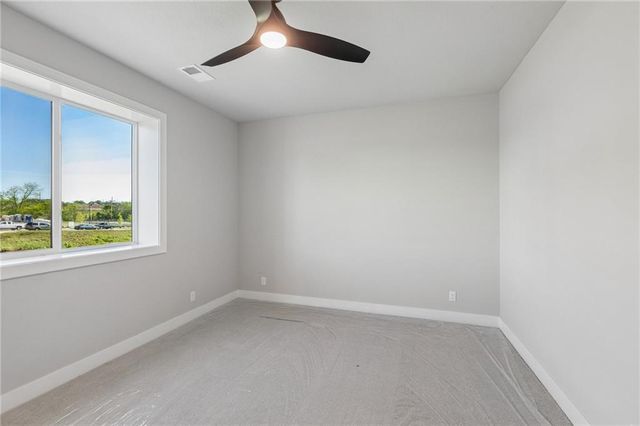13721 Pembroke Lane, Leawood, KS 66224
