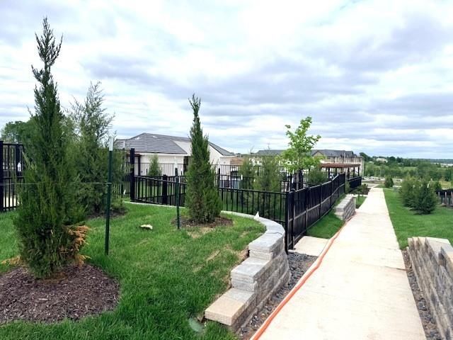 13721 Pembroke Lane, Leawood, KS 66224
