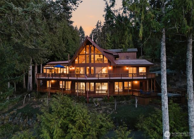 17 Quiet Place, Brinnon, WA 98320