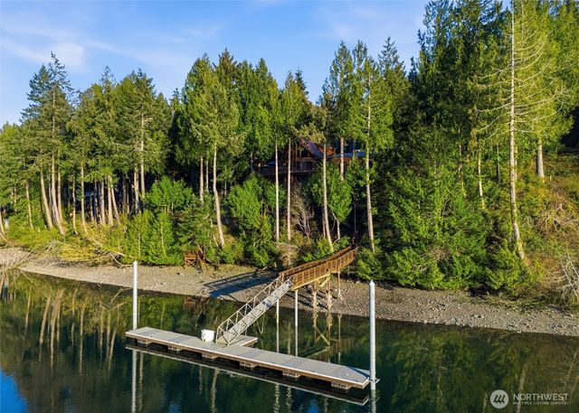 17 Quiet Place, Brinnon, WA 98320