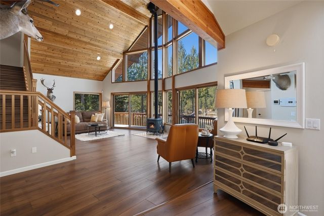 17 Quiet Place, Brinnon, WA 98320