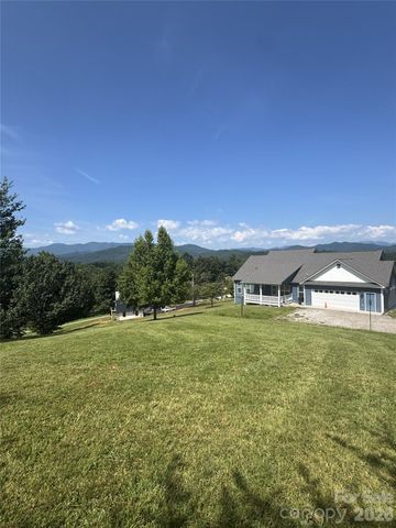 133 Sunset Mountain Trail, Franklin, NC 28734