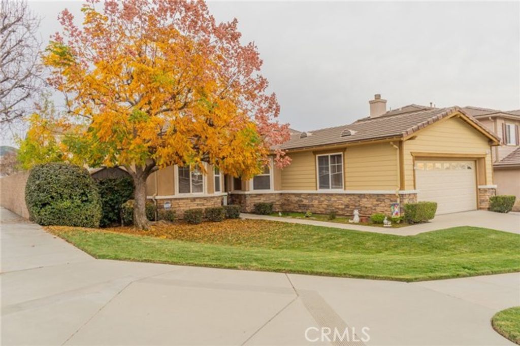 11555 Townsend, Yucaipa, CA 92399