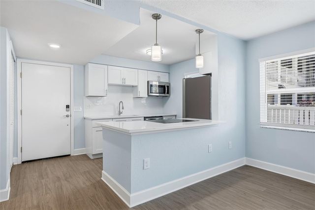 17035 GULF BOULEVARD 113, North Redington Beach, FL 33708