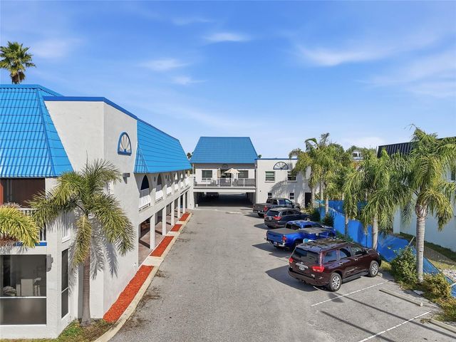 17035 GULF BOULEVARD 113, North Redington Beach, FL 33708