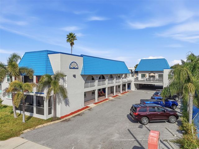 17035 GULF BOULEVARD 113, North Redington Beach, FL 33708