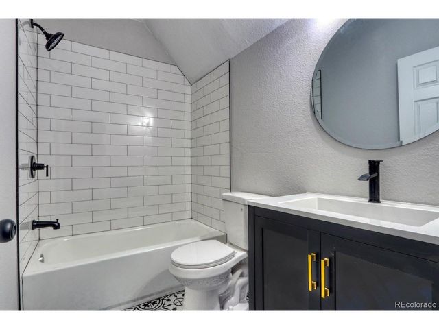 3700 N Lafayette St, Denver, CO 80205