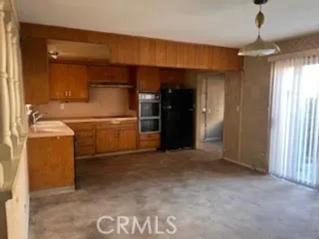 482 Rowland, Camarillo, CA 93010