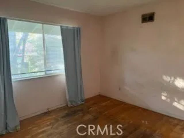 482 Rowland, Camarillo, CA 93010