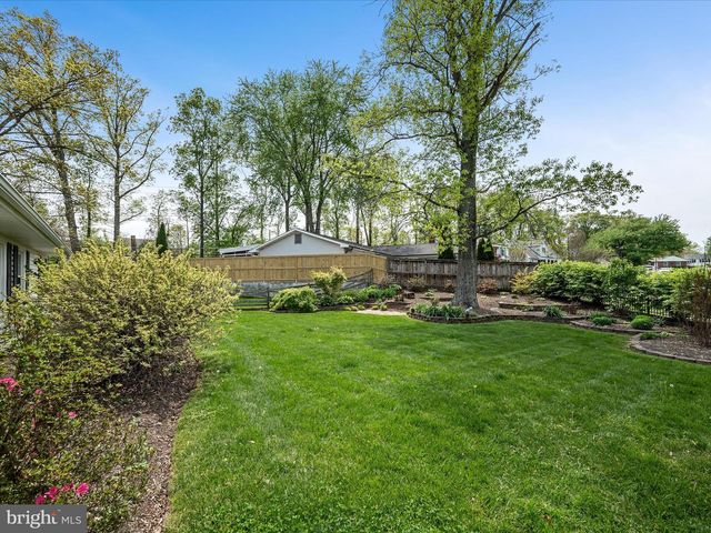 13107 MELVILLE LN, Fairfax, VA 22033