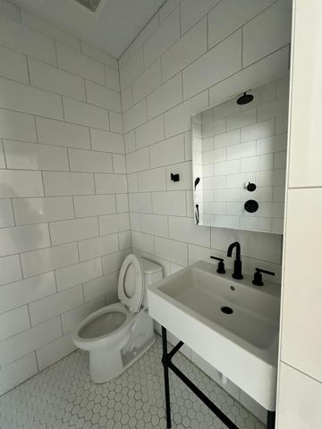 15 Strawberry Lane, Charleston, SC 29403